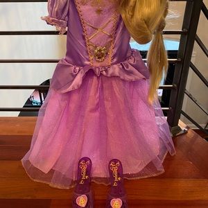 Rapunzel Costume - little girl.